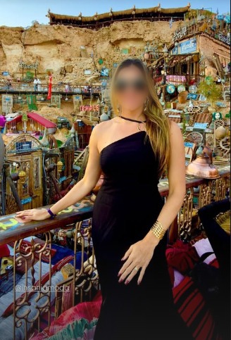 Cliente usando Vestido Maria Vilma